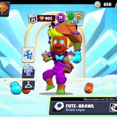 Conta 12980 troféus 50 brawlers 3 passes e skins 