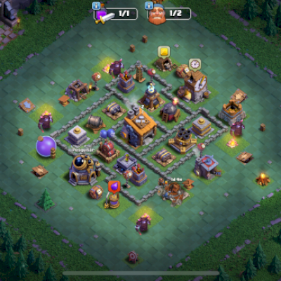Conta Clash Of Clans antiga. Cv12 com bastante potencial, contém skin de heróis 