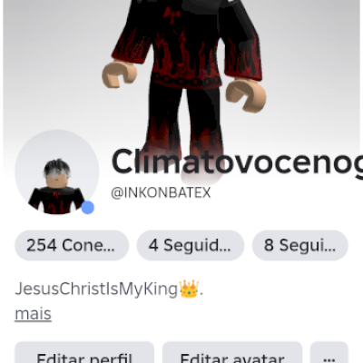 Conta de Roblox que e um pouco antigo e tem bastante coisas em alguns jogos.