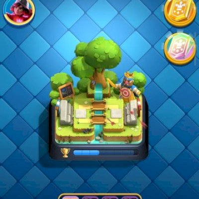 Conta de CLash Royale 7698 Troféus Com muitas evoluções