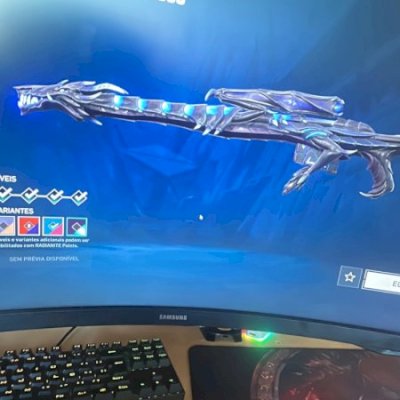 Conta Valorant higt elo ( Diamante + 20 skins compradas)