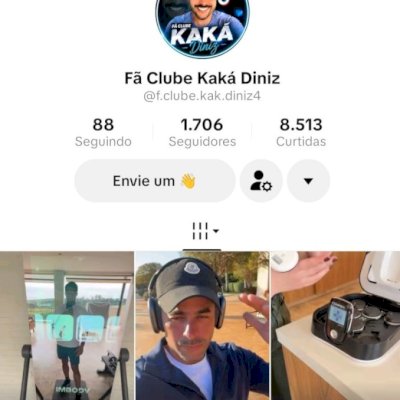 Vendo conta do tik Tok bem engajada 