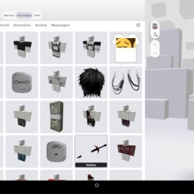 Conta de roblox mediana.