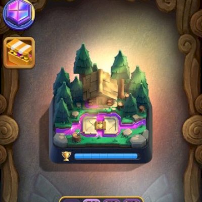 Conta Clash Royale 10478 Troféus ( Conta antiga com emblema de 9 anos )