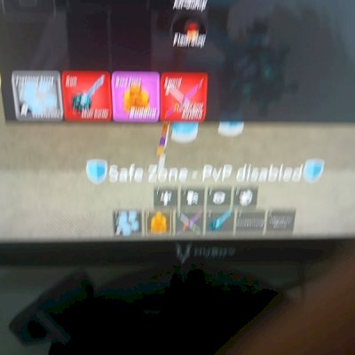 Conta de 2020 , muitas gamepasses em jogos diferentes , 70k+ de valor