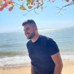 Léo